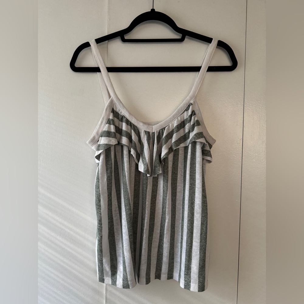 Old Navy Black and Green Ruffled Camisole